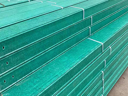 200*150玻璃鋼電纜橋架多少錢一米？