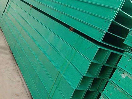 250*200玻璃鋼電纜橋架多少錢一米？