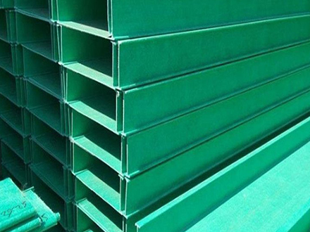 300*100玻璃鋼電纜橋架多少錢一米？