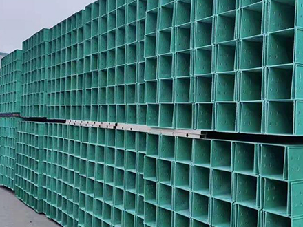 600*100玻璃鋼電纜橋架多少錢一米？